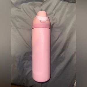 24oz Owala rose quartz